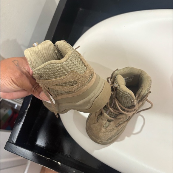 yeezy infant boots
